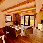 Dworek Wdzydze Appartement Przytarnia