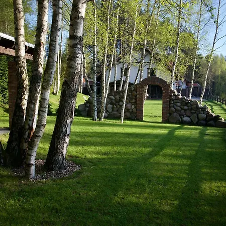 Dworek Wdzydze 아파트 Przytarnia