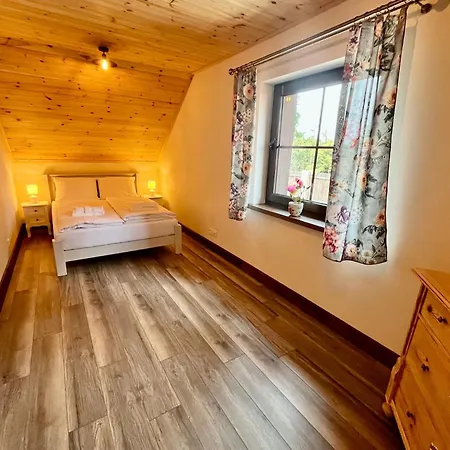 Dworek Wdzydze Przytarnia