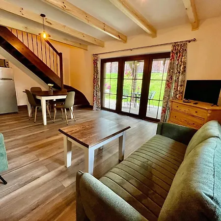 Apartment Dworek Wdzydze