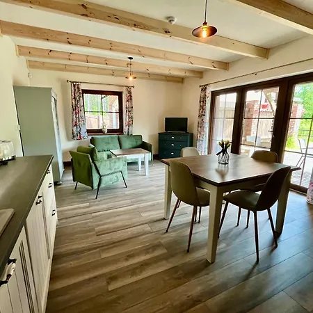 Dworek Wdzydze Przytarnia