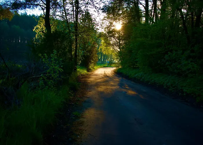 Dworek Wdzydze Lägenhet *