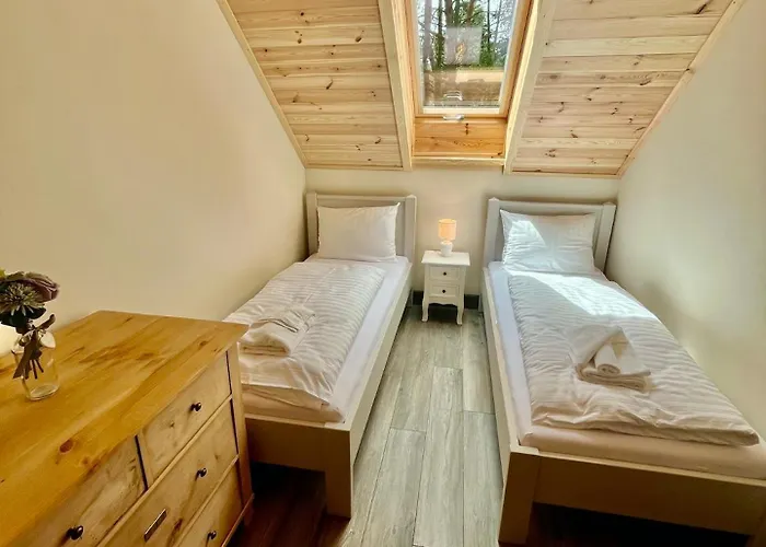 Dworek Wdzydze * Przytarnia